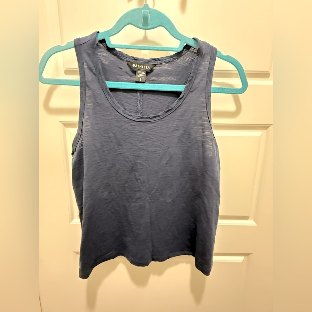 Athleta. Cropped Racerback Navy Shadow Stripe Lightweight Tank. Size Small.